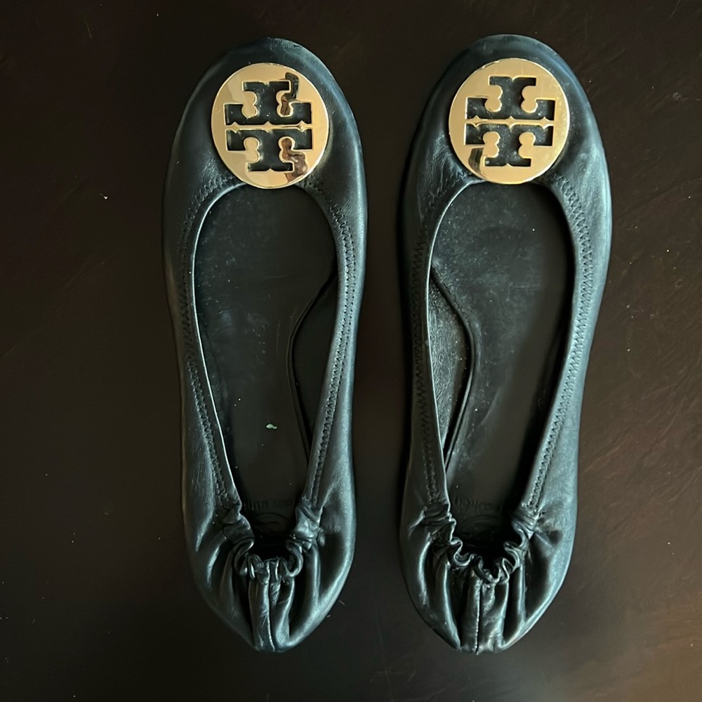 Black Tory Burch flats